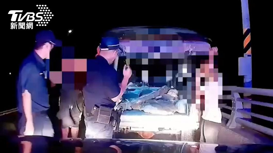 Timber smuggling exposed in aftermath of Typhoon Khanun (TVBS News) Timber smuggling exposed in aftermath of Typhoon Khanun