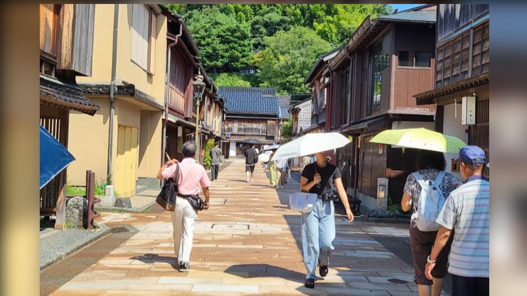日本旅遊夯，觀光業就職市場前景看好，外國人與外語人才搶手。( 圖 / 徐啟芳 攝 )