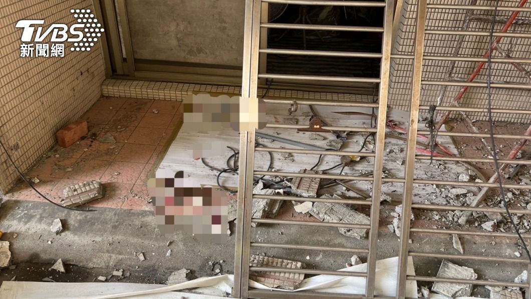 現場血跡斑斑。（圖／TVBS）