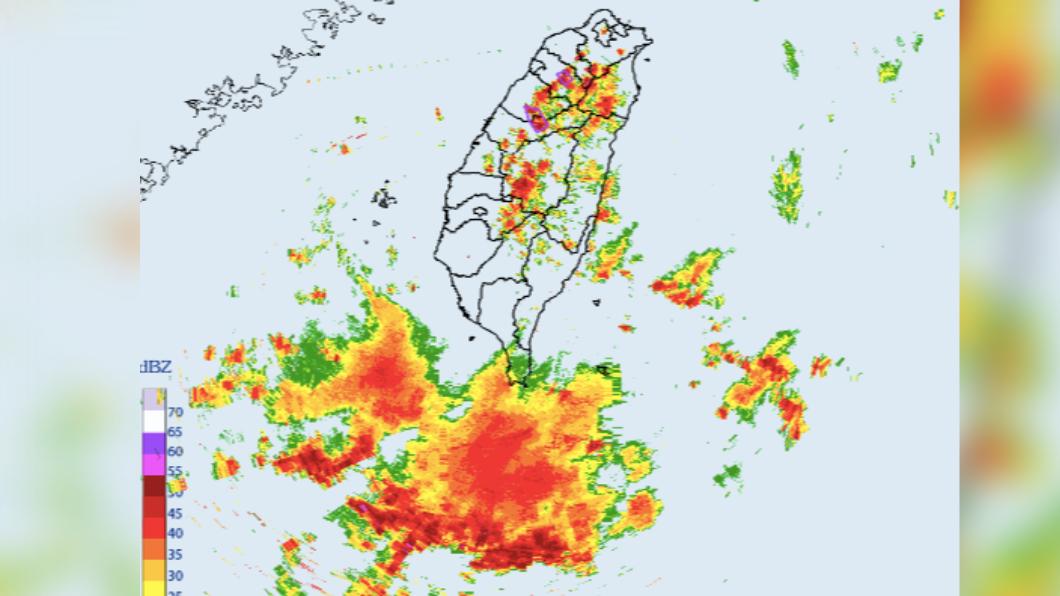 氣象局發佈大雷雨即時訊息。（圖／氣象局）