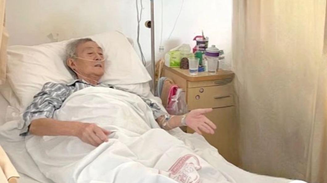 何雙林晚年身體出問題，近1年常送進醫院治療。（圖／翻攝自上觀新聞）
