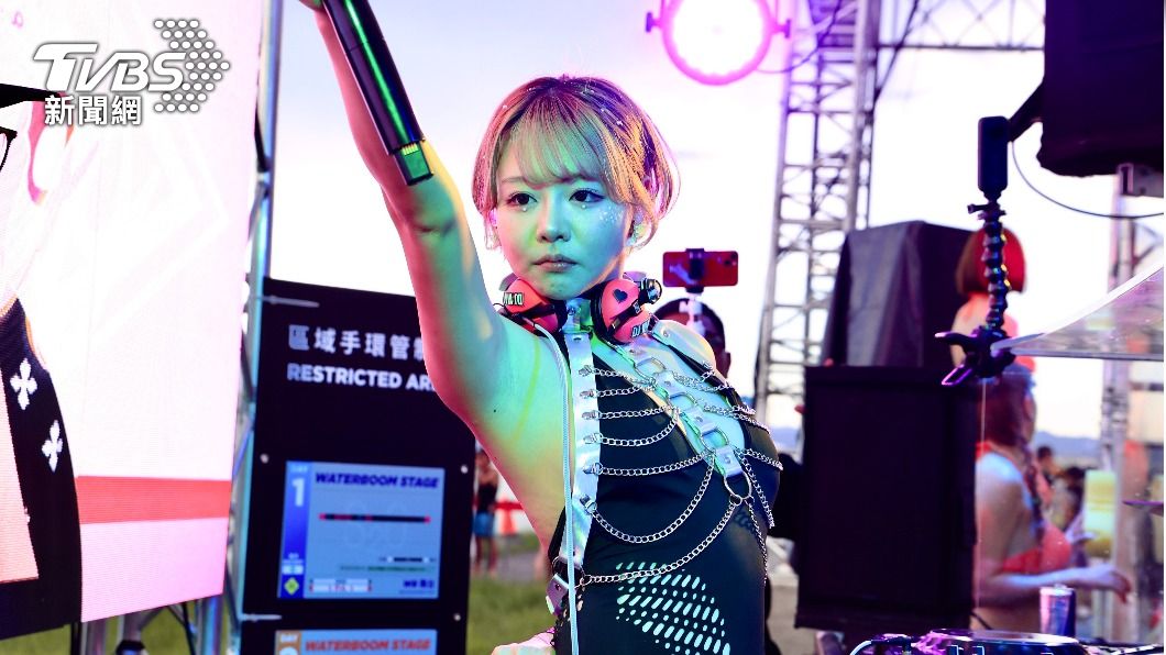 今年「S2O Taiwan潑水音樂節」也找到DJ Mao（浜崎真緒）。（圖／TVBS資料畫面）