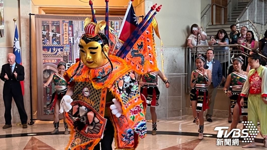全球文化節現場推出多樣台灣風情的表演。（圖／中央社）
