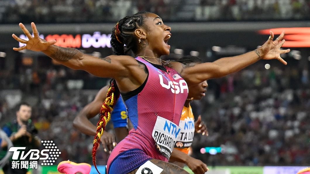 美國23歲短跑女將理查森，以10秒56打破世錦賽紀錄奪得金牌。（圖 /達志影像美聯社）