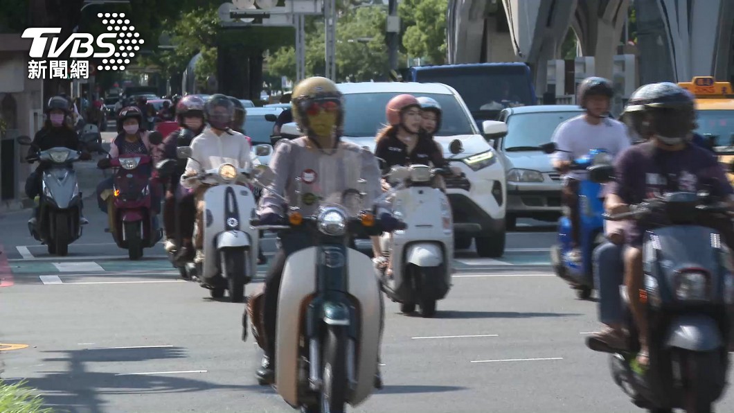 SYM leads Taiwan’s motorcycle market for second year (TVBS News) SYM leads Taiwan’s motorcycle market for second year