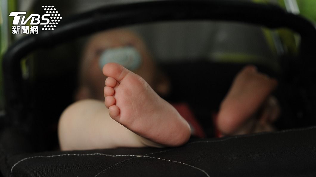 美國驚傳女嬰在車中活活熱死的意外。（示意圖／達志影像shutterstock）