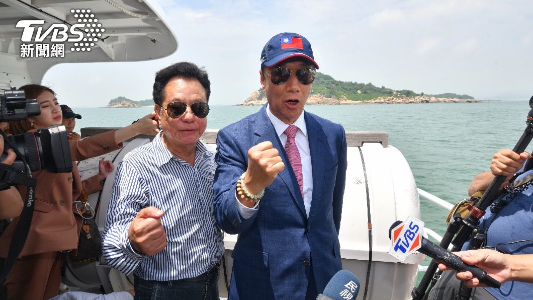 Business tycoon Terry Gou was heckled during his speech at the Kinmen County Council on Wednesday (A Terry Gou responds to criticisms of him selling out Taiwan