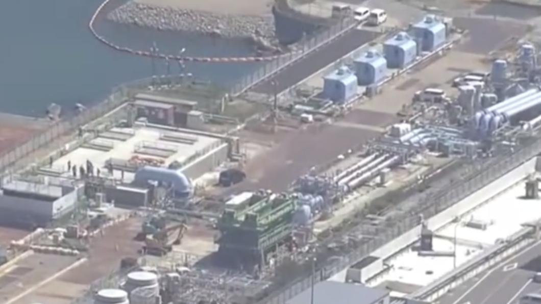 日本福島第一核電廠正式開始排放核處理水入海。（圖／翻攝自頭條新聞微博）