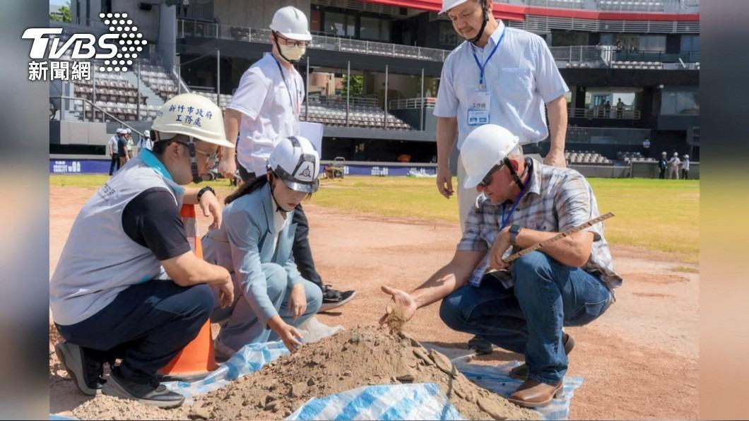 檢測報告稱新竹棒球場排水、土層有缺失。（圖／TVBS資料畫面）