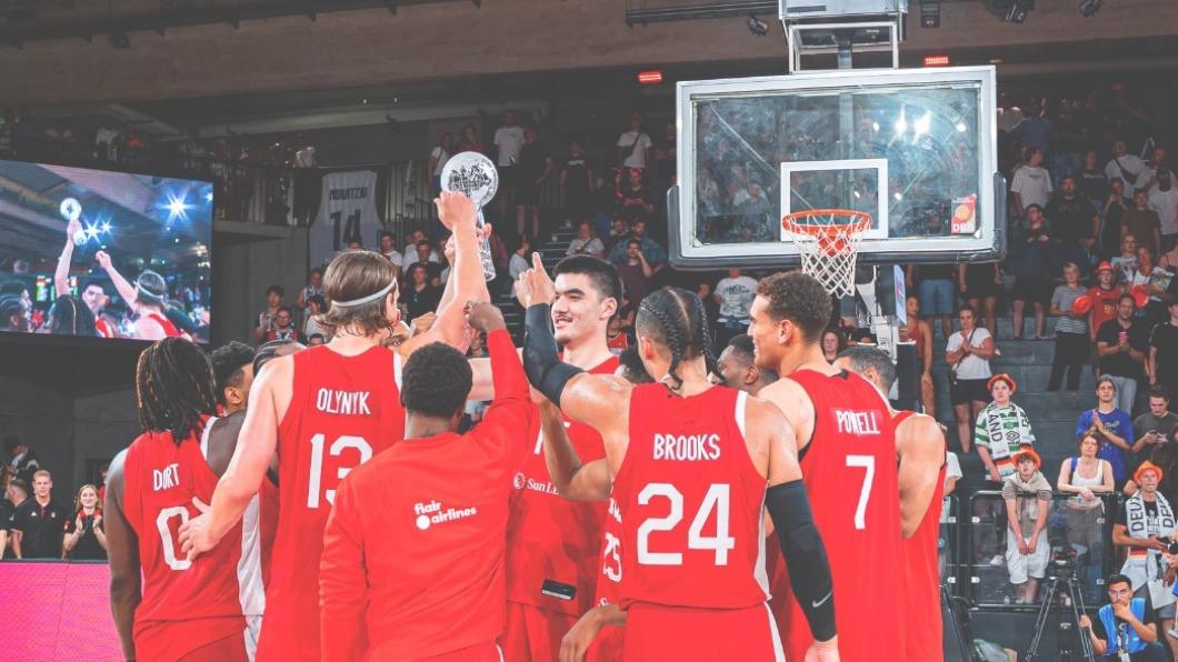 加拿大隊25日晚間將強碰法國隊。（圖／翻攝自Twitter@FlairAirlines）