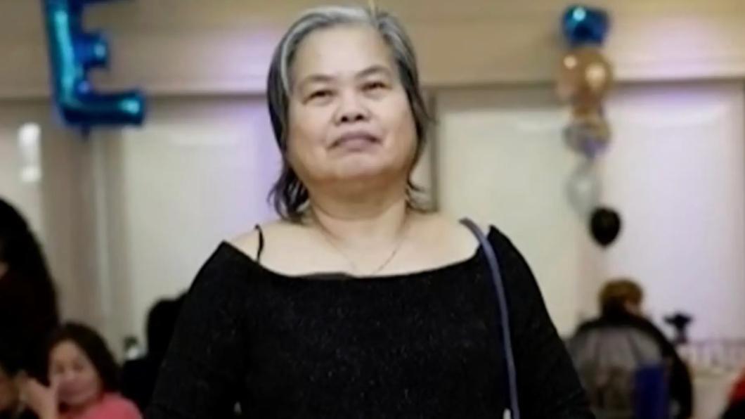 57歲的柬埔寨裔婦女薩利・毛在樓梯間摔倒死亡。（圖／翻攝自《紐約郵報》）