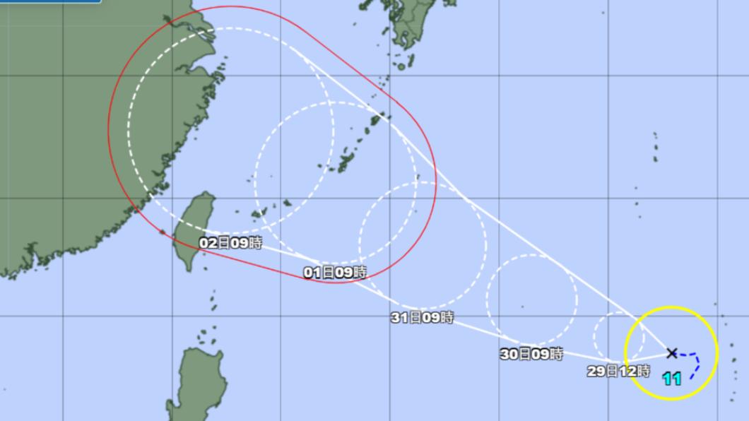 日本氣象廳預測海葵颱風路徑，半邊台灣都在紅色警戒區域內。（圖／翻攝自日本氣象廳網站）