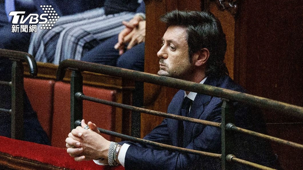 義大利現任總理梅洛妮配偶，也是該國電視主播的詹布魯諾。（圖／達志影像美聯社）