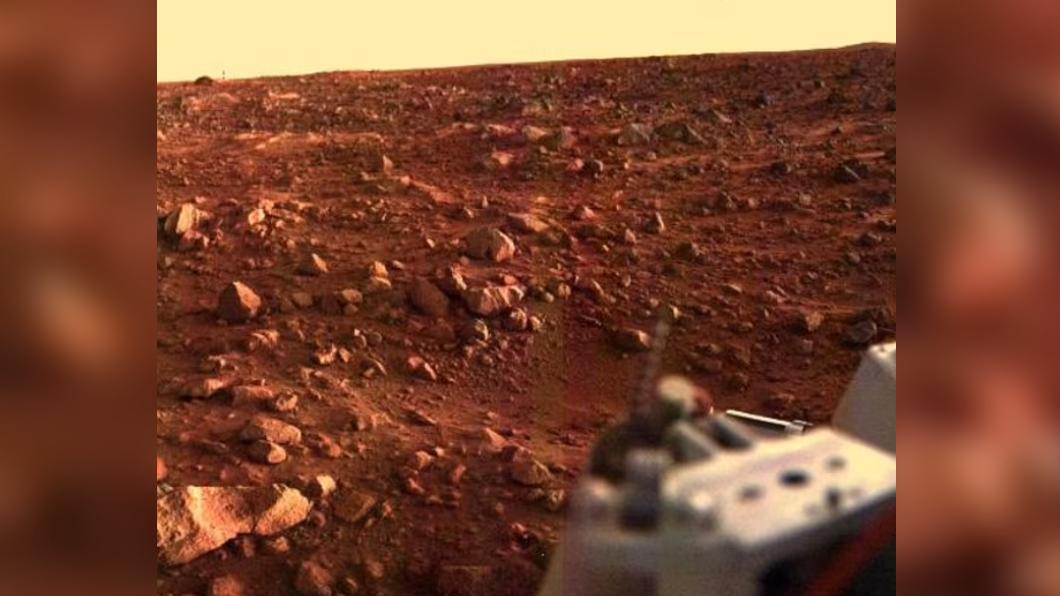 傳NASA 50年前曾在火星上發現外星生物。（圖／翻攝自《每日郵報》）