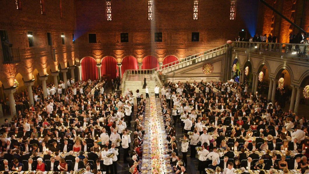 諾貝爾獎晚宴在瑞典斯德哥爾摩舉辦。（圖／翻攝自Twitter@Sweden）