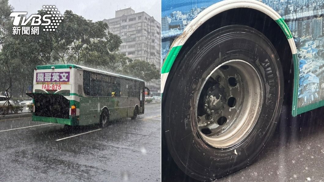 公車行駛過程中後輪突然傳出爆炸聲響，司機緊急疏散乘客。（圖／TVBS）