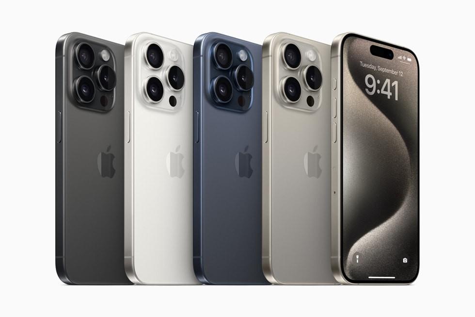 iPhone 15 Pro有原色、藍色、黑色、白色鈦金屬4款顏色。（圖／翻攝自蘋果官網）