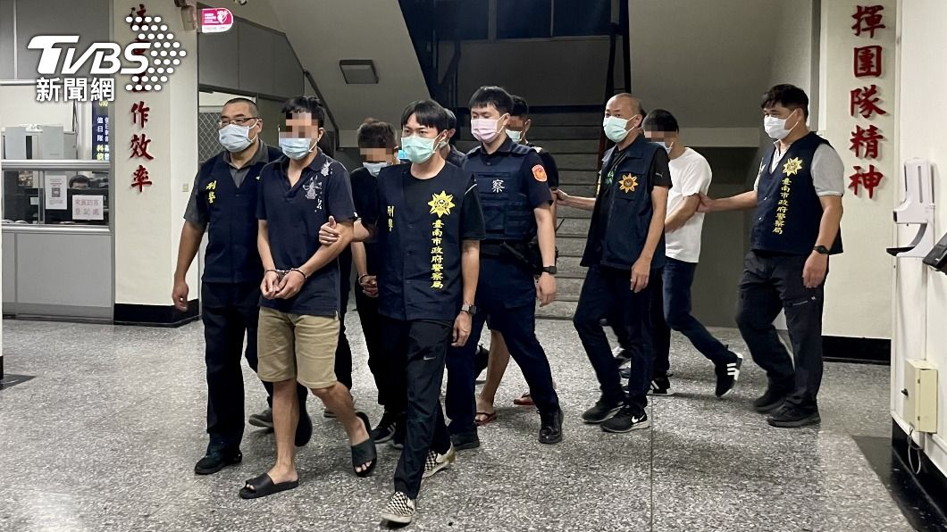 台南市警局日前破獲神明桌竊盜犯罪集團。（圖／TVBS）