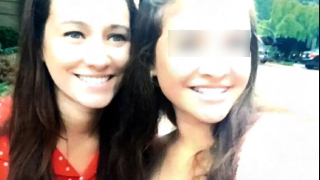 美國女子（左）擊斃15歲女兒（右）。（圖／翻攝自紐約郵報）