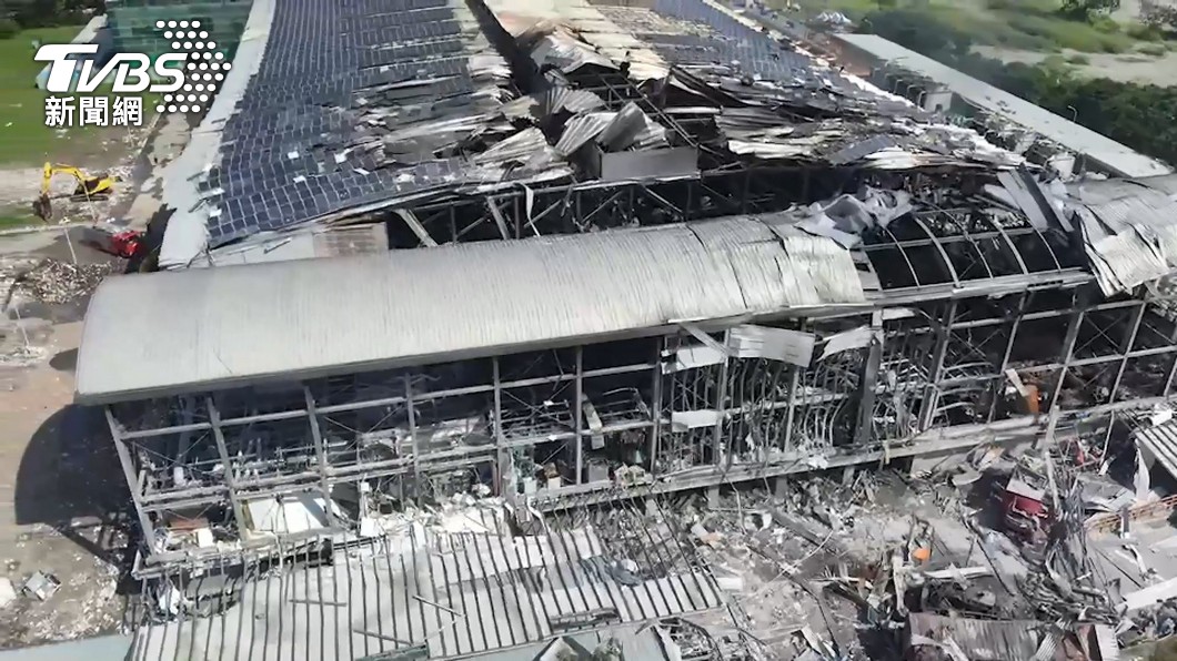 屏東科技園區「明揚國際」工廠22日發生爆炸。（圖／TVBS）