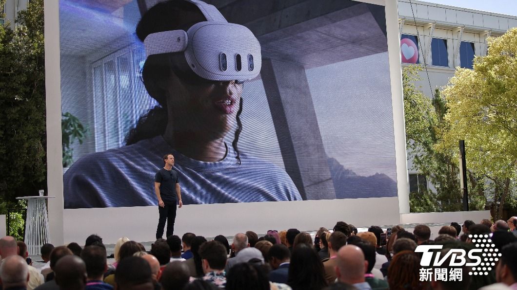Meta推出最新的VR智慧眼鏡。（圖／達志影像路透社）