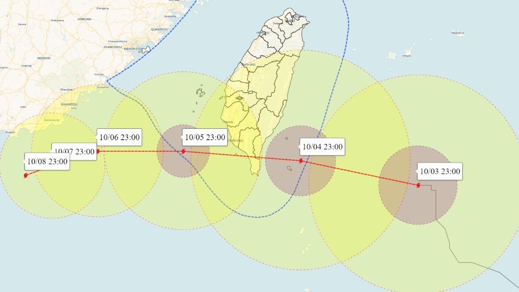 小犬颱風3日深夜90度大轉彎，朝台灣方向前進。（圖／翻攝自氣象達人彭啟明臉書）