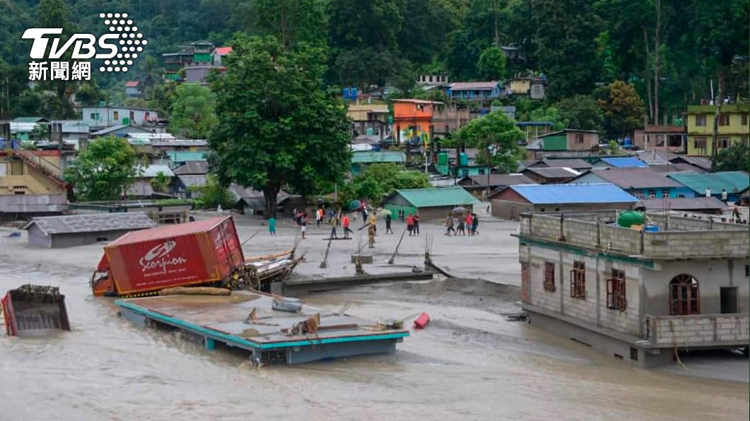 印度洪災造成14死102人失蹤。（圖／達志影像美聯社）