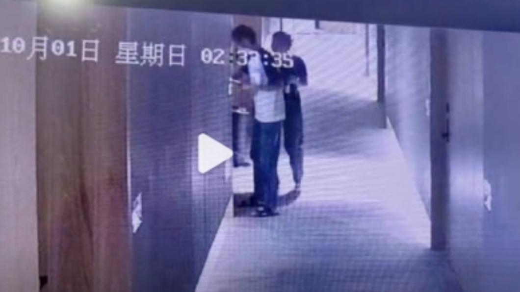 中國廣西賀州鐘山縣一名幼兒園長開房影片瘋傳。（圖／翻攝時間視頻微博）