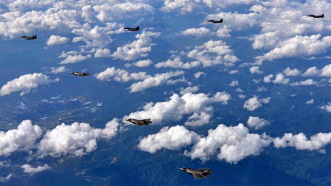 日本將強化九州地方的部署，圖為F-35B。(圖／翻攝自X@DeptofDefense)