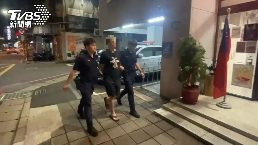 持刀傷人的黃男被警方逮捕。（圖／TVBS）