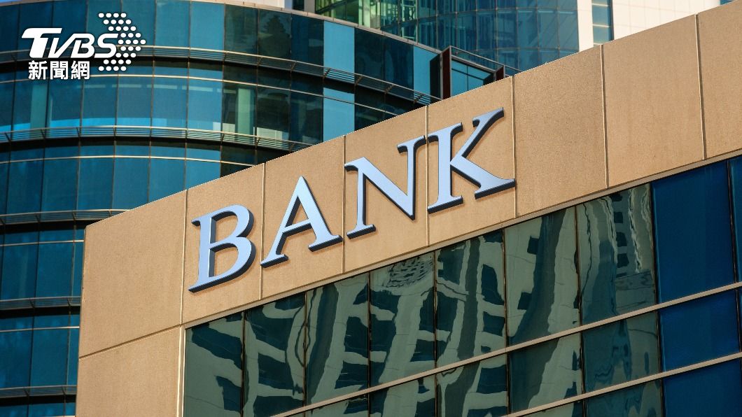 金管會核准9家銀行開辦高資產財富管理業務，資產總規模約新台幣7784億元。（示意圖／shutterstock達志影像）