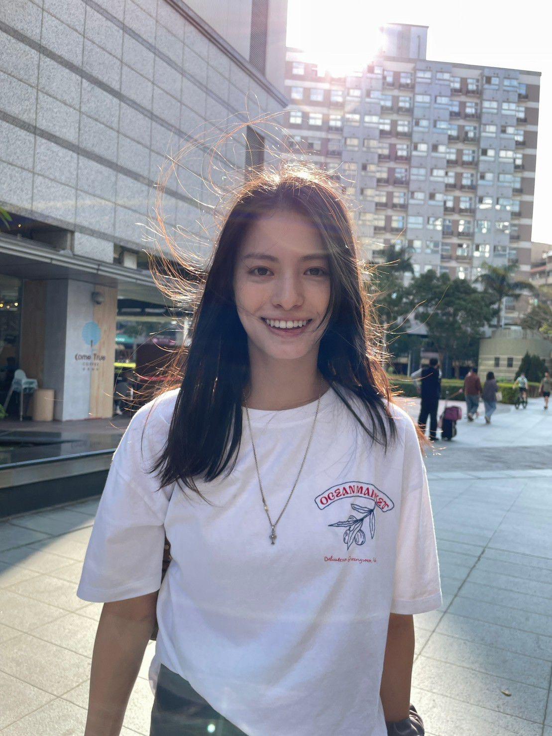 蒲禾菲曾因轉學生的身分遭到霸凌。（圖／經紀人提供）