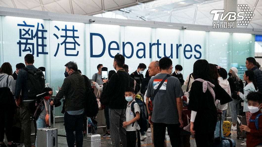 香港不接受以BNO護照移英來申請領取強積金。（圖／達志影像路透社）