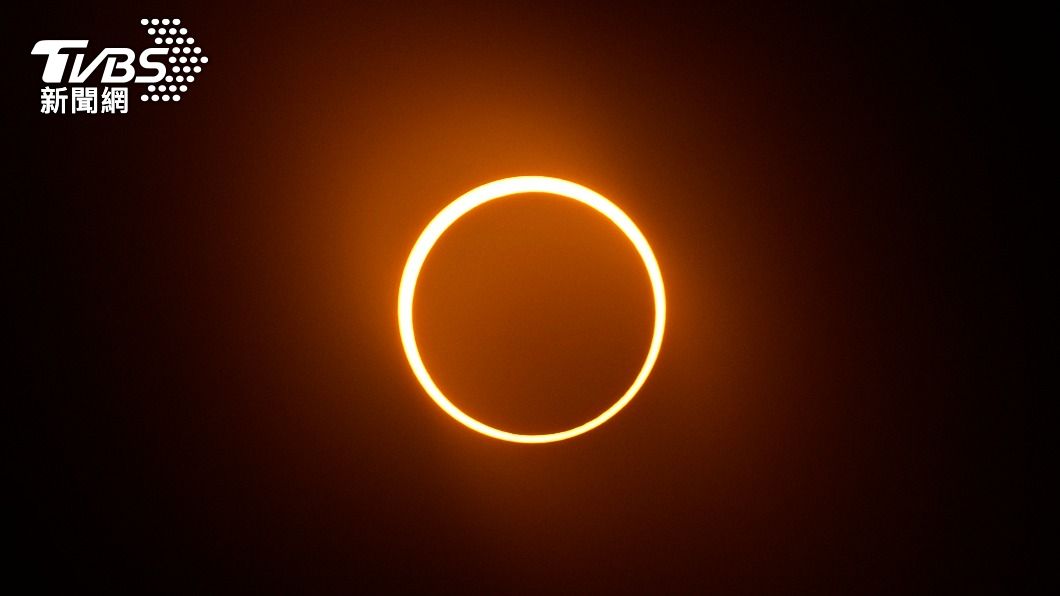 德州聖安東尼奧拍攝到清楚的「火環」景象。（圖／達志影像美聯社）