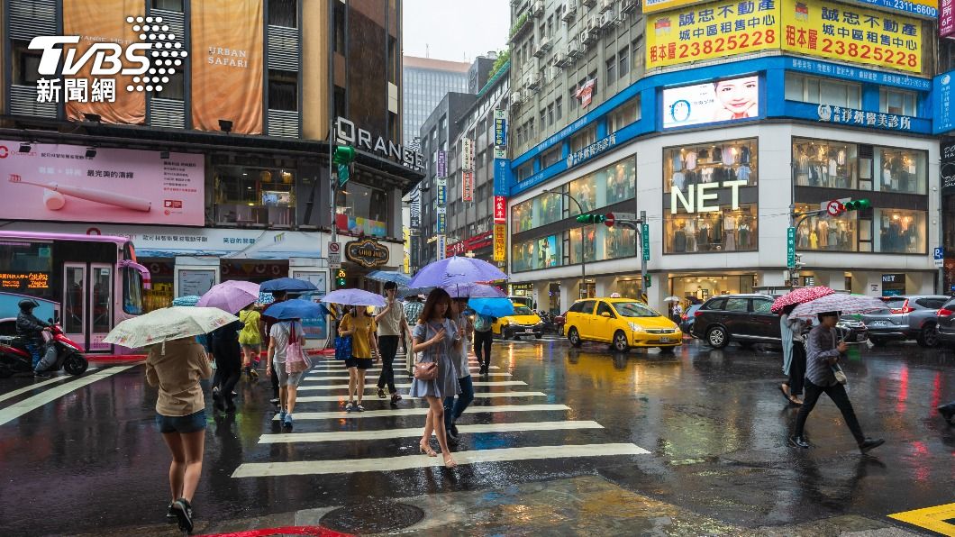 週末受東北季風影響，北台灣呈濕涼狀態。（示意圖／shutterstock達志影像）