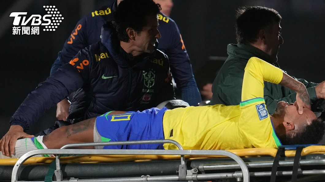 內馬爾10月代表巴西踢世足預選賽，卻發生十字韌帶斷裂的嚴重傷勢。（圖／達志影像美聯社）