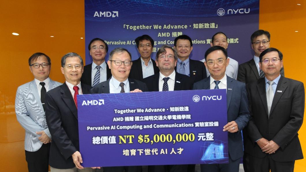 美商超微半導體AMD捐各500萬元設備給清華大學與陽明交大，培養半導體人才。（陽明交大提供）
