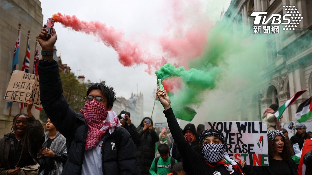倫敦爆發挺巴勒斯坦示威。（圖／達志影像路透社）