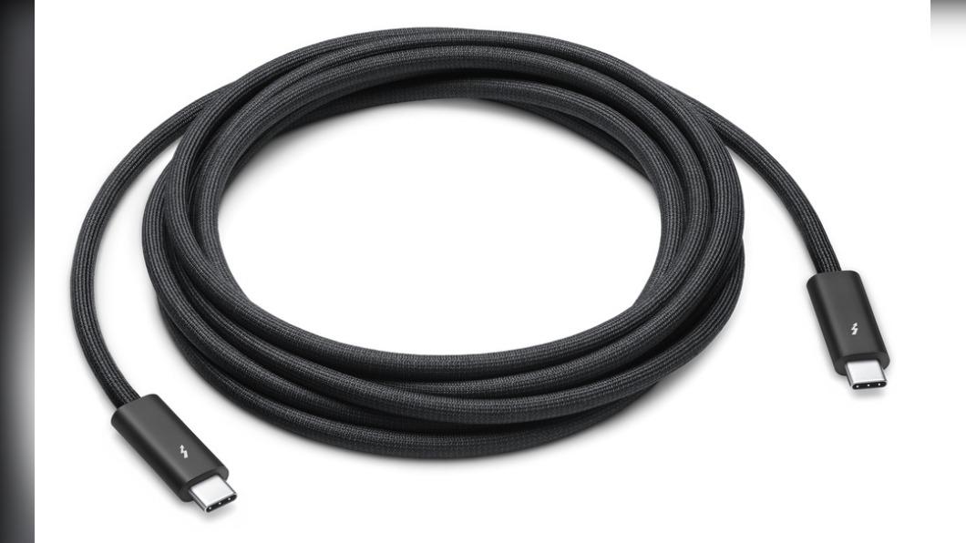 蘋果Thunderbolt 4 (USB C) Pro連接線要價2190元起跳。（圖／翻攝自蘋果官網）