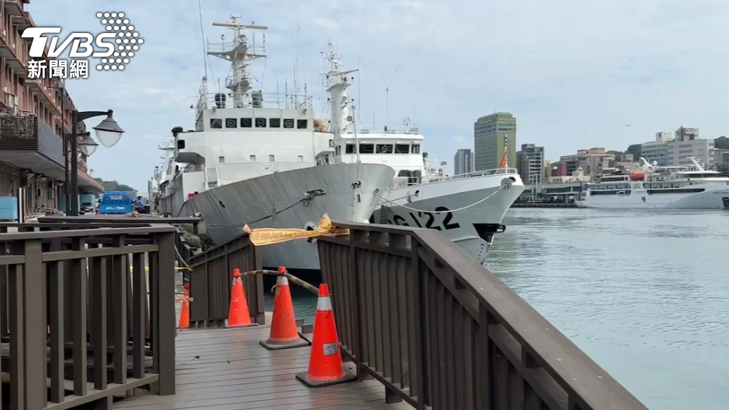 南投艦當時準備移泊。(圖/TVBS)