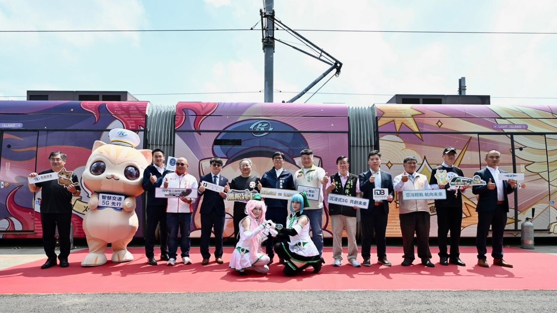 Kaohsiung completes final track of Circular light rail (Courtesy of Kaohsiung City Gov’t) Kaohsiung completes final track of Circular light rail