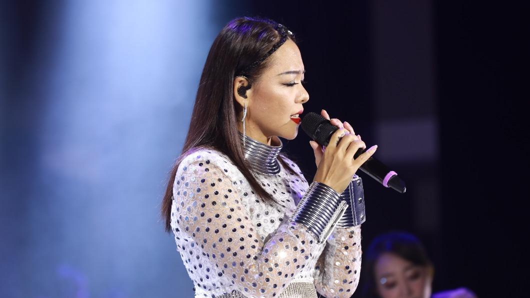 張惠春帶來多首好歌，讓全場觀眾聽得陶醉。（圖／寶吉祥集團提供）