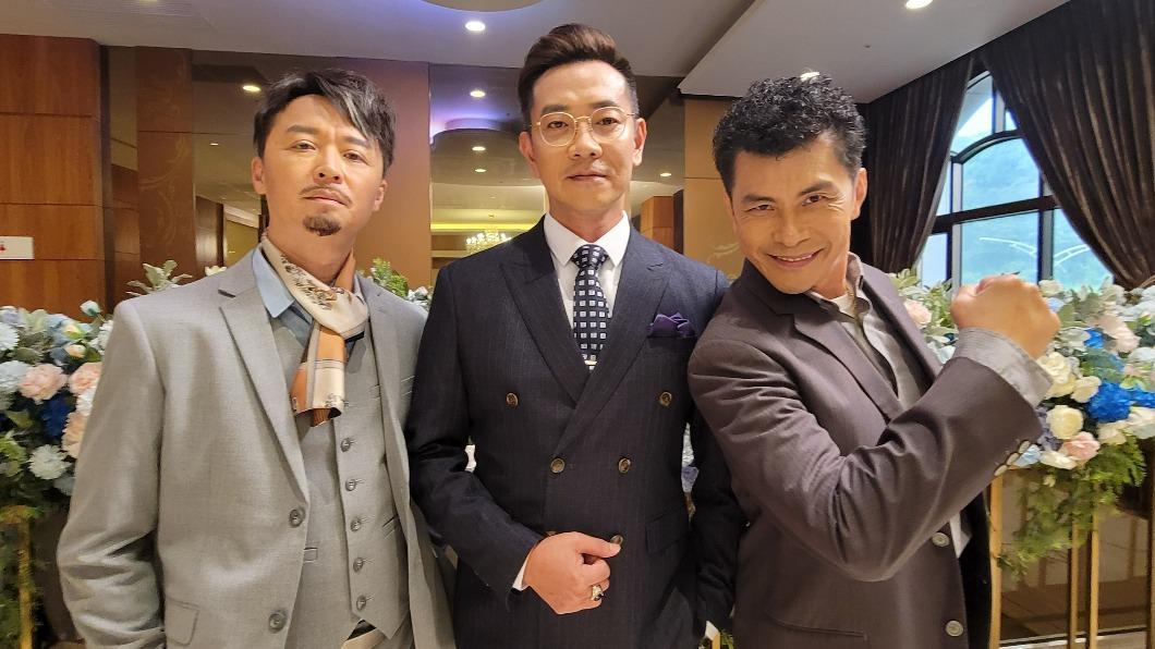 左起何豪傑、江俊翰、蘇炳憲在劇中是關鍵人物。（圖／民視提供）