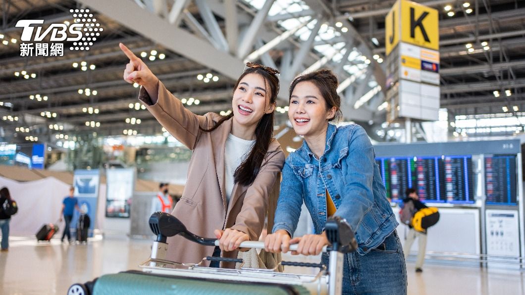 Taiwan to potentially lift travel group bans to China soon (Shutterstock) Taiwan to potentially lift travel group bans to China soon