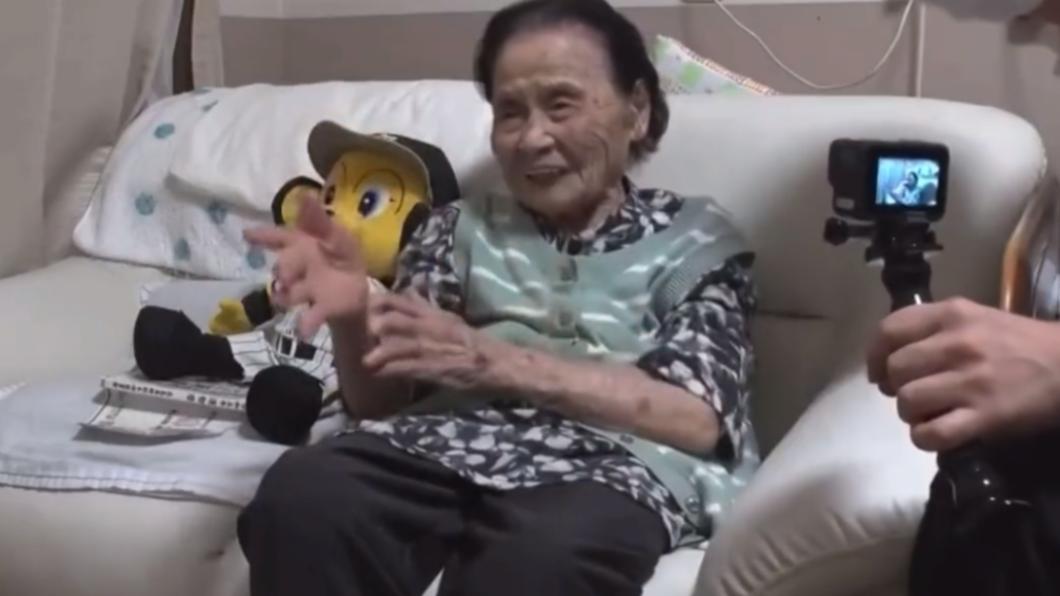[新聞] 102歲阪神虎迷人瑞嬤爆紅！　霸氣喊：沒