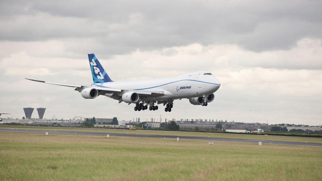 雖然逐步退出載客商用市場，波音747目前仍是國際貨運主力機型之一。（圖／翻攝自波音官網）