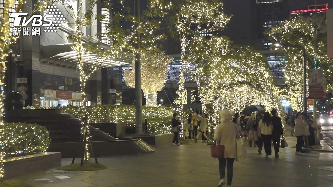  Taipei launches Christmas festivities in Xinyi District