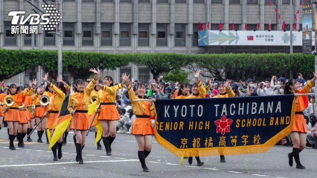 ＂Orange Devils＂ band Lands in Taiwan, echoes love for island (TVBS News) ’Orange Devils’ land in Taiwan, echo love for island