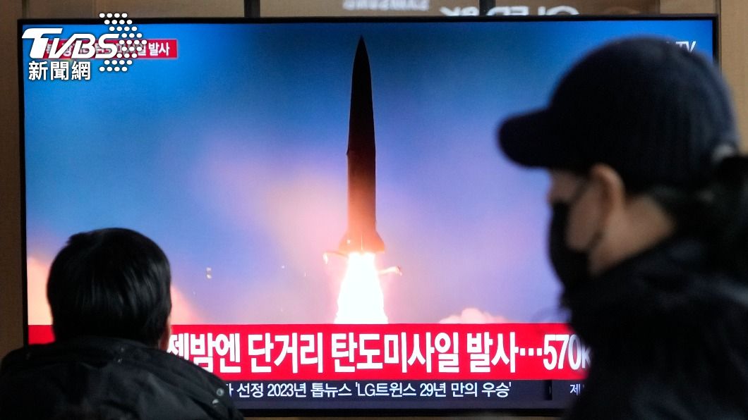 北韓朝日本海發射彈道飛彈。圖與本次射彈無關。（圖／達志影像美聯社）