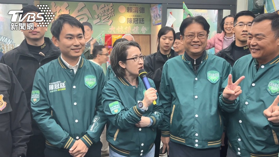 DPP’s Hsiao Bi-khim touts ’Taiwanese Spirit’ in Yunlin (TVBS News) DPP’s Hsiao Bi-khim touts ’Taiwanese Spirit’ in Yunlin 